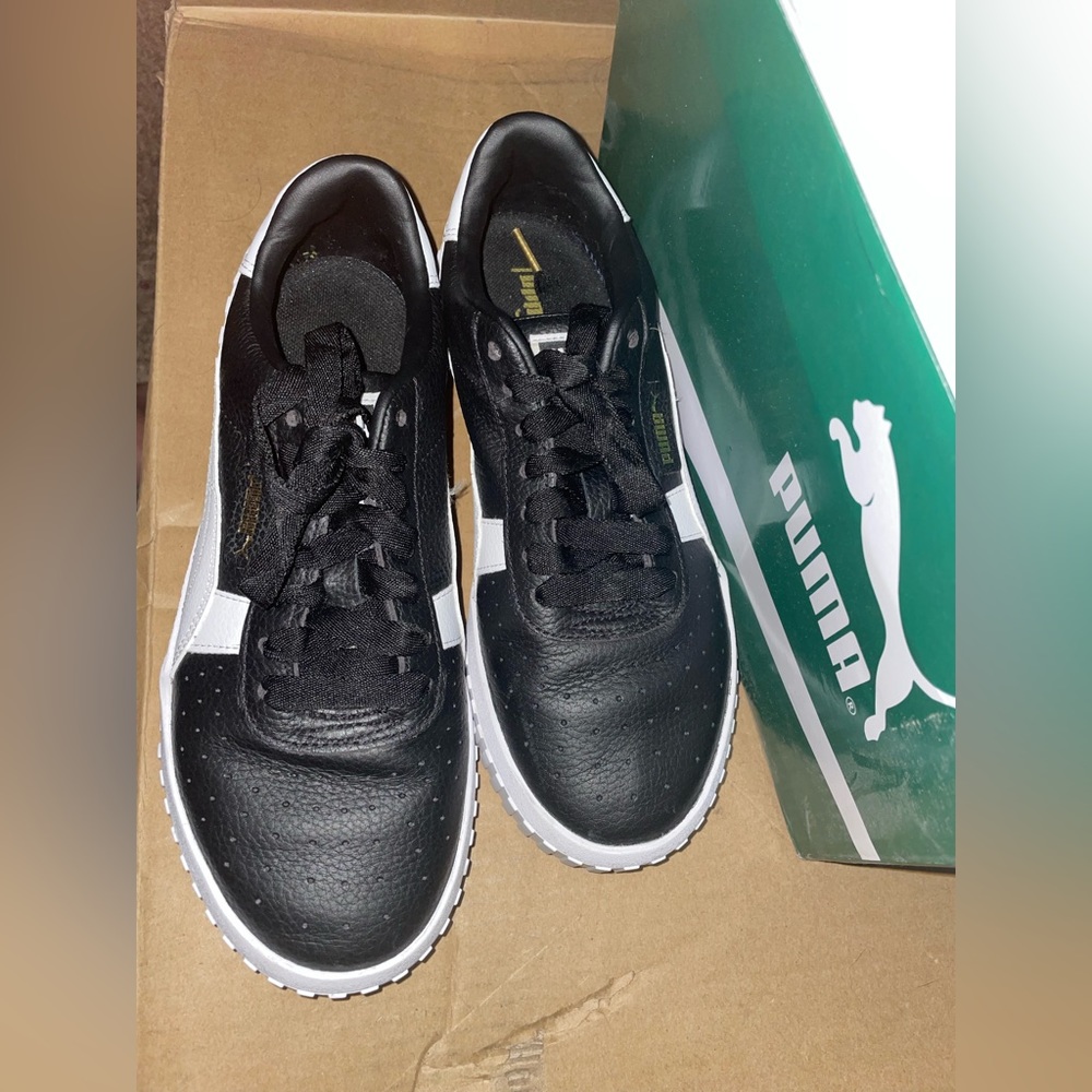 New pumas. Perfect condition